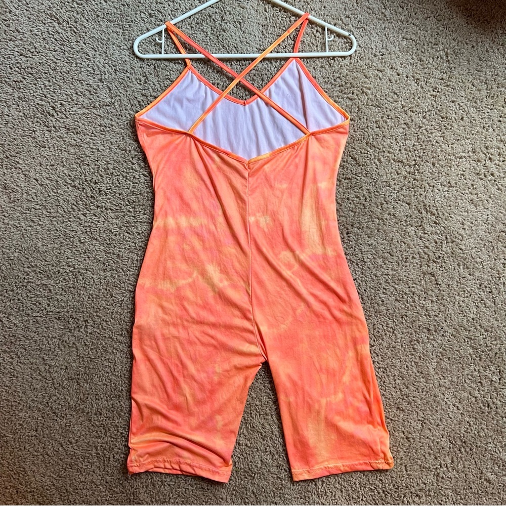 TRUE ROCK Orange Romper Size Large - Picture 2 of 4
